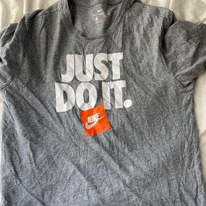 Grey Nike Just Do It t-shirt